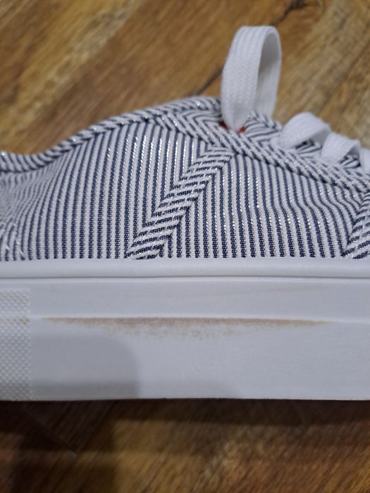 Жіночі  кеди 38 розмір