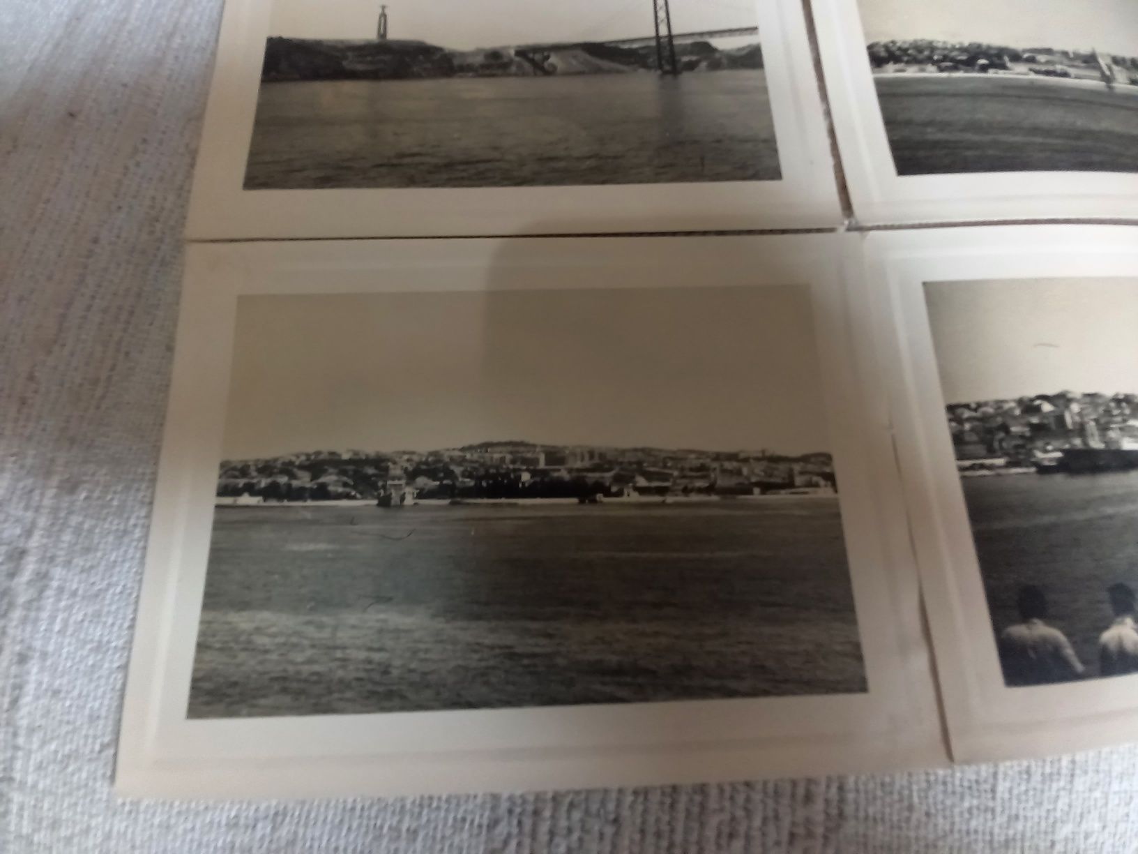 4 fotos únicas ano 66 de Lisboa a partir de barco no rio Tejo