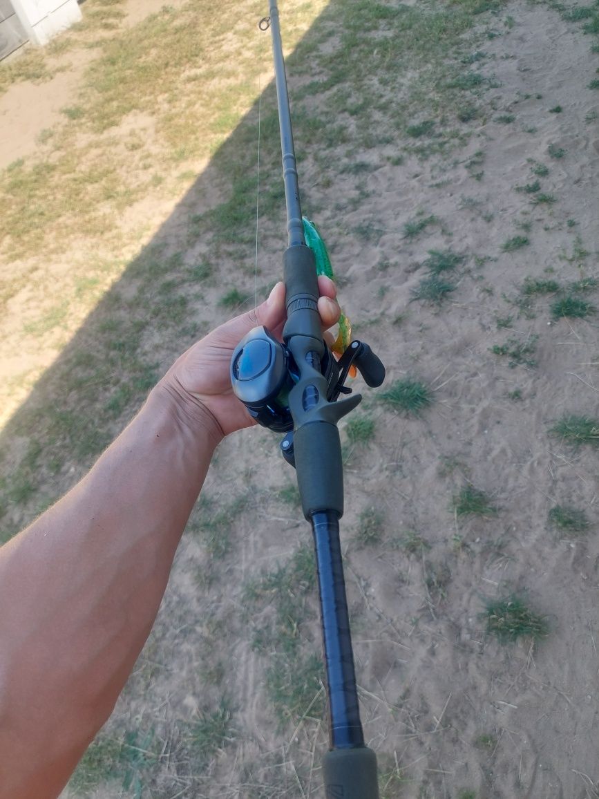Zestaw castingowy shimano slx 151 + sg4 do 42g