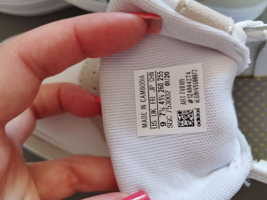 Кросівки Adidas шкіряні