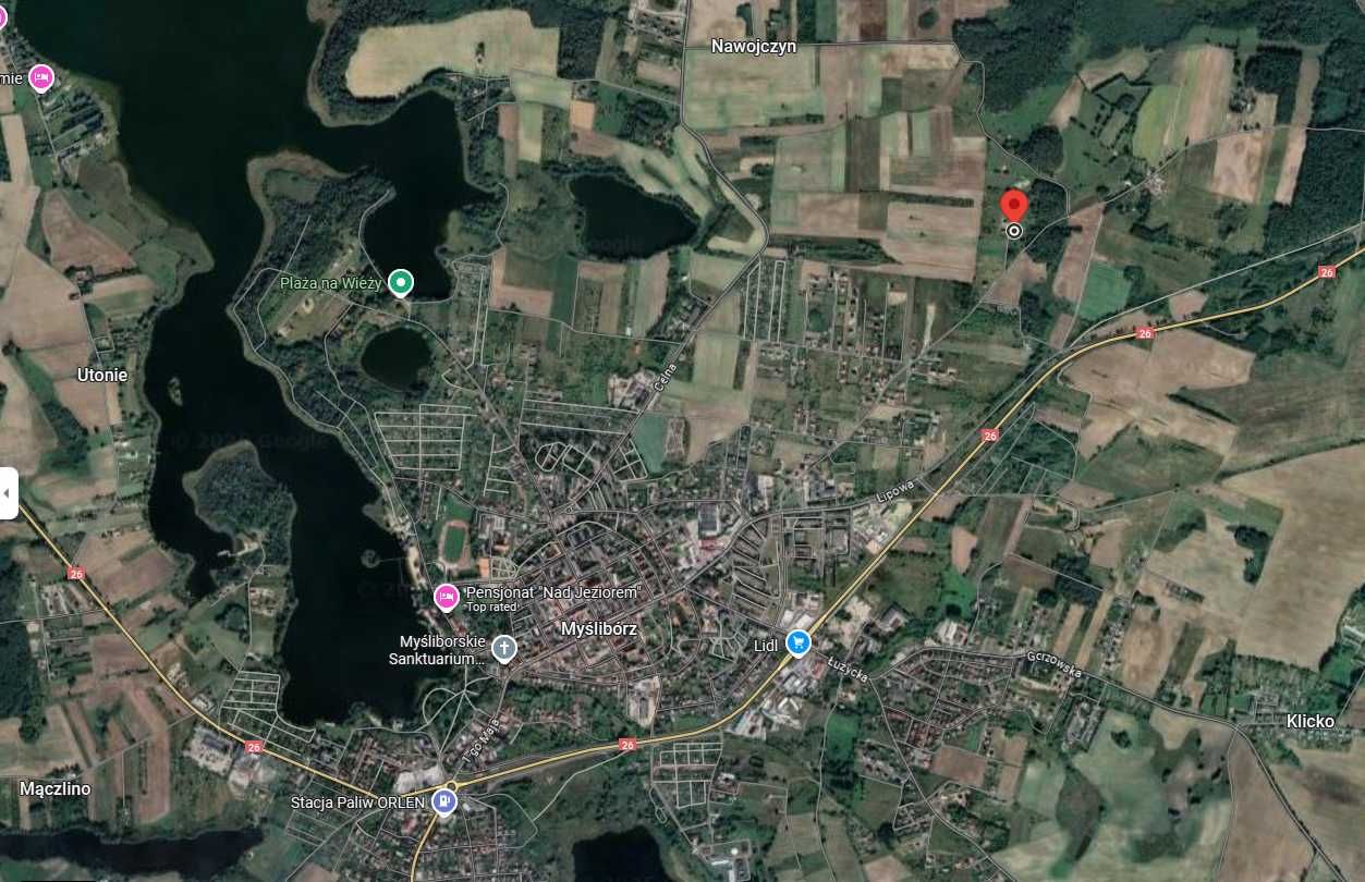 Dom wolnostojacy w stanie surowym otwartym