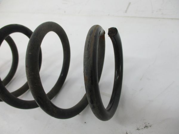 Mola de suspensão trás direita MAZDA 6 Station Wagon (GY)