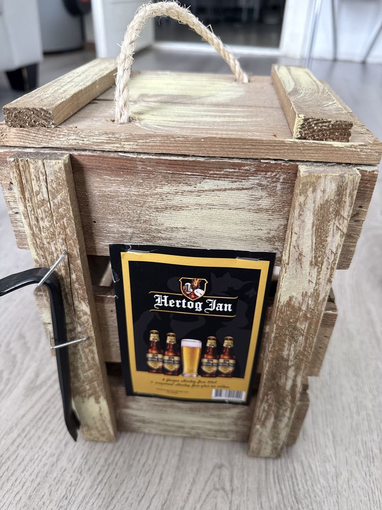 Hertog Jan piwo pudełko skrzynka drewniane etui pokrowiec breszia łom