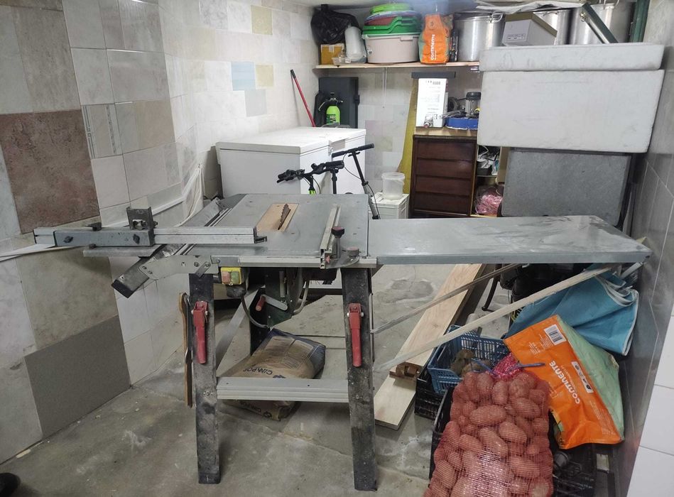 Serra de bancada de Metabo