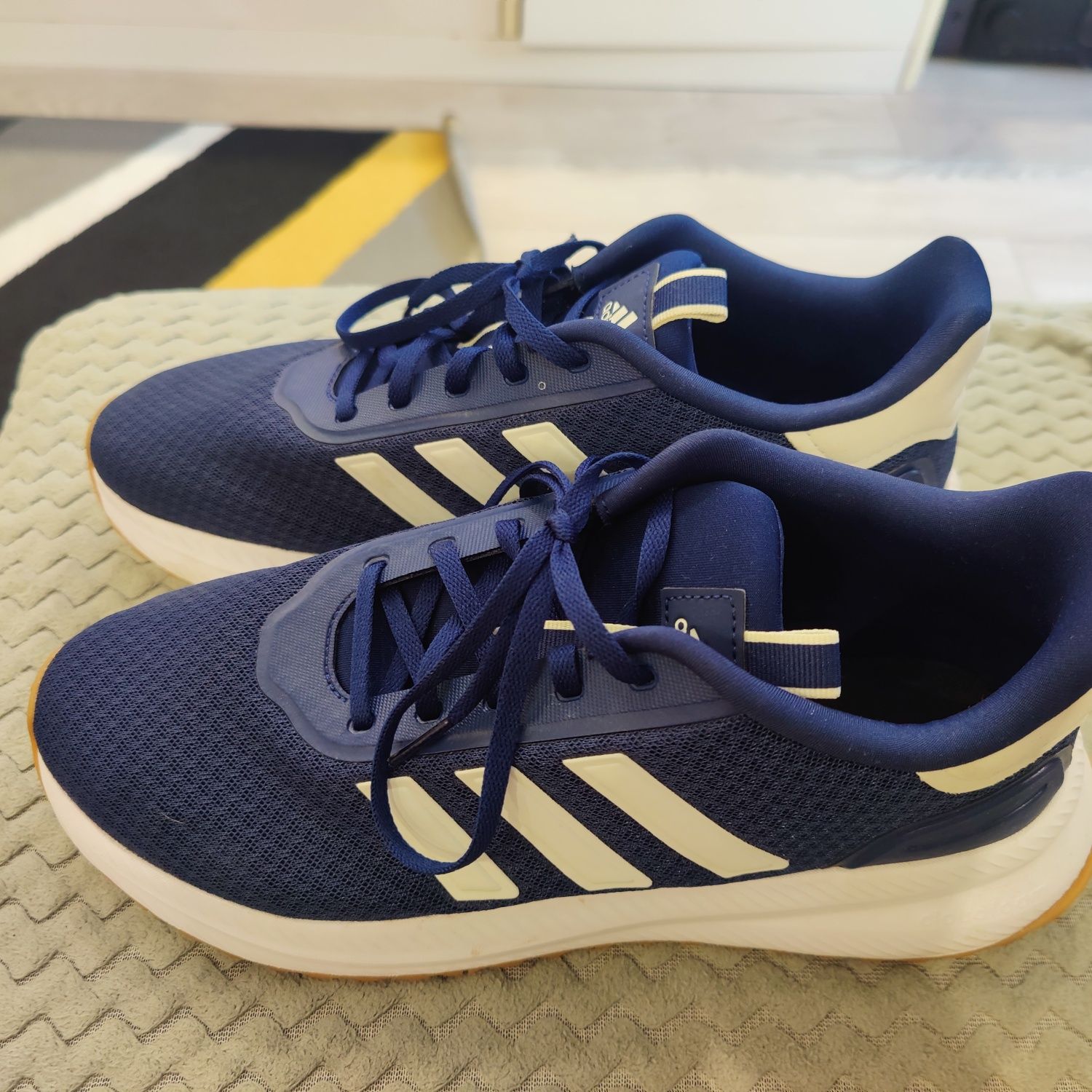Nowe buty adidas cloudfoam comfort rozm 43 1/3