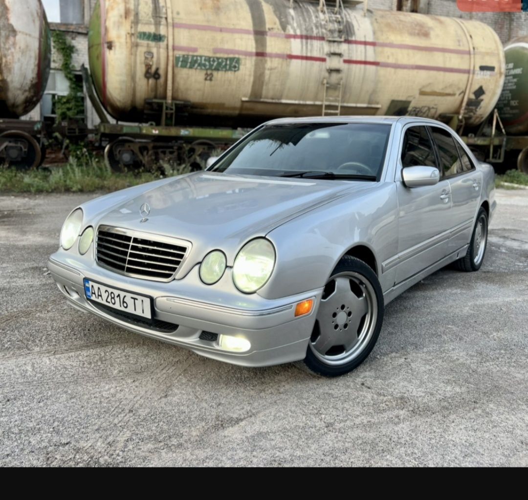 Продам mercedes benz w210 е320 американка