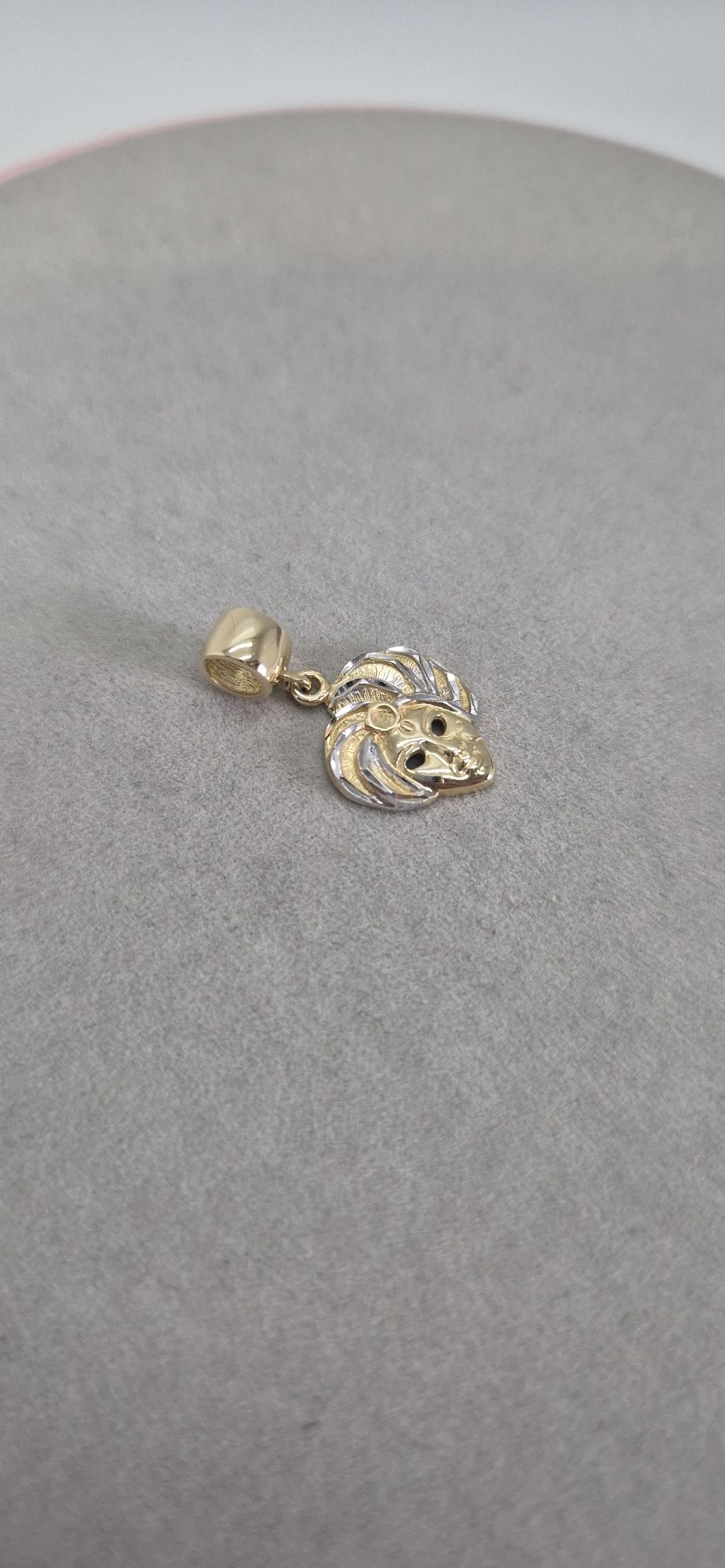 Złoty charms do bransoletki typu Pandora, wisząca maska ,585