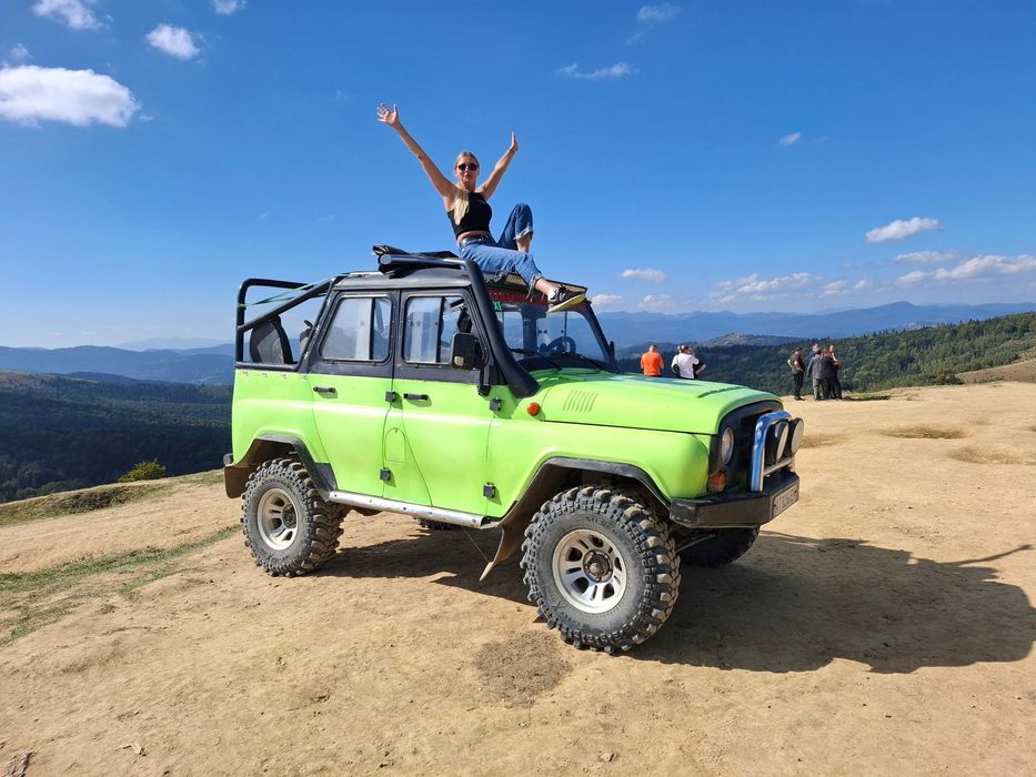 Джип тур, Подорожі Горами, Джип з відкритим верхом (Зелений Джип)