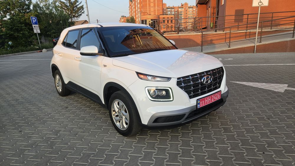 Hyundai venue 2022рік 1.6 бензин автомат