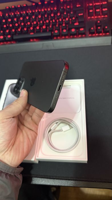 Vendo iPhone 15 Pro Max 256GB