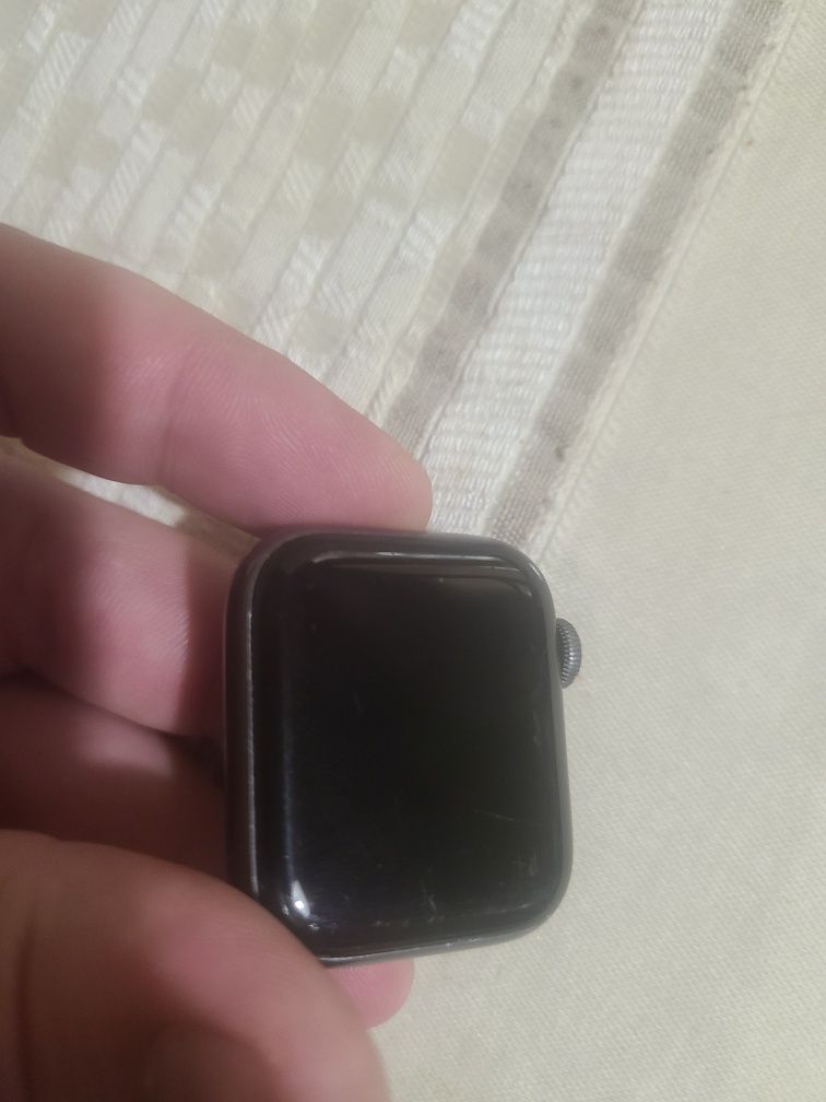 Apple Watch 4 40mm Nike