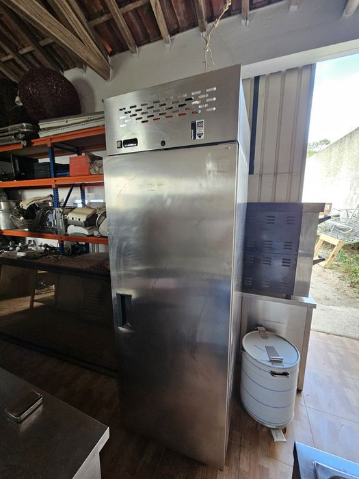 Armário Refrigerado
