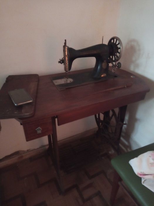 Máquina de costura antiga