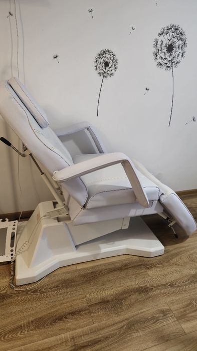 Łóżko kosmetyczne elektryczne