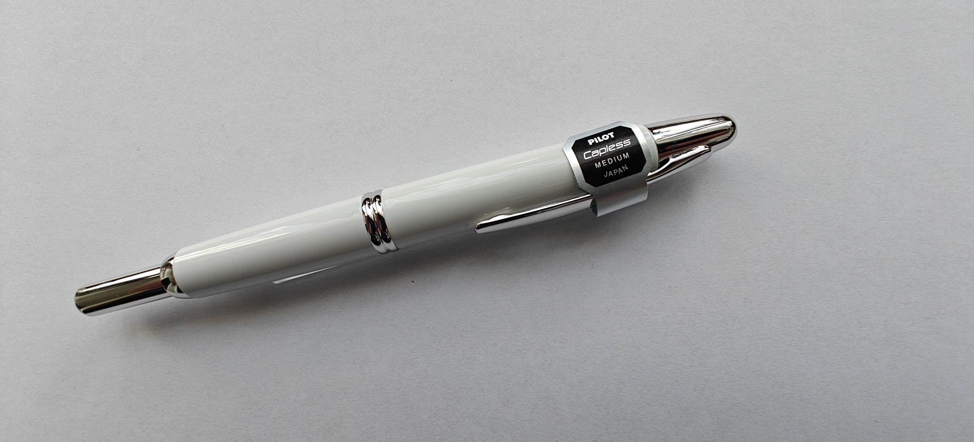 Pióro wieczne Pilot Capless nowe medium 18k