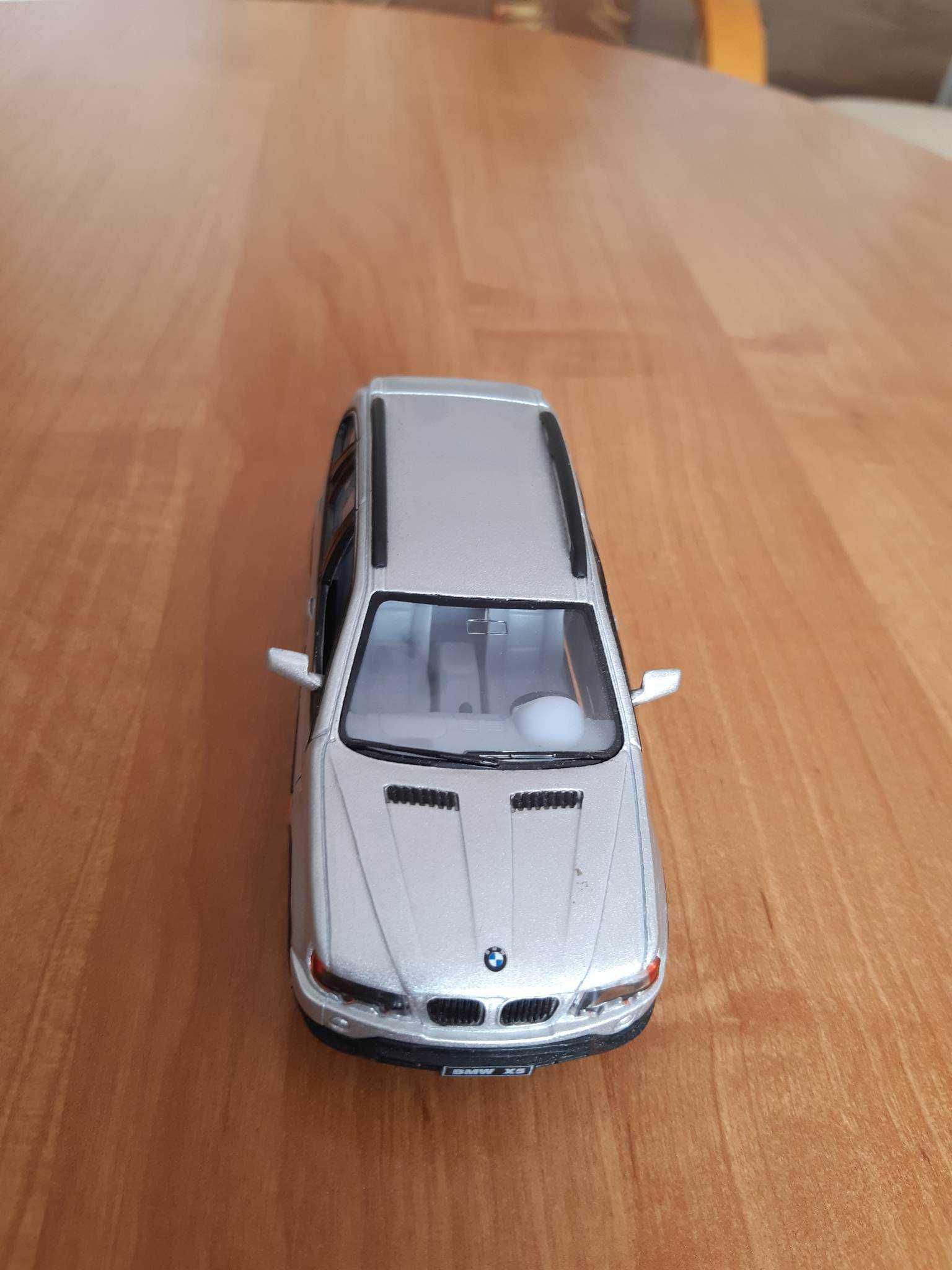 Model BMW X 5  skala 1:36