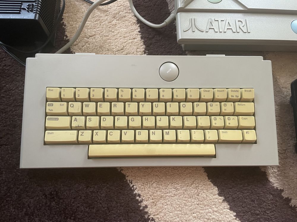 Rzadkie Atari XEGS + klawiatura + joysticki + zasilacz + XCA12