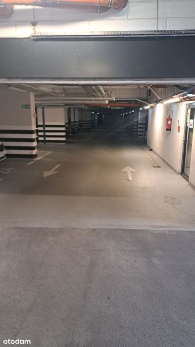 Miejsce postojowe - Sowińskiego 78