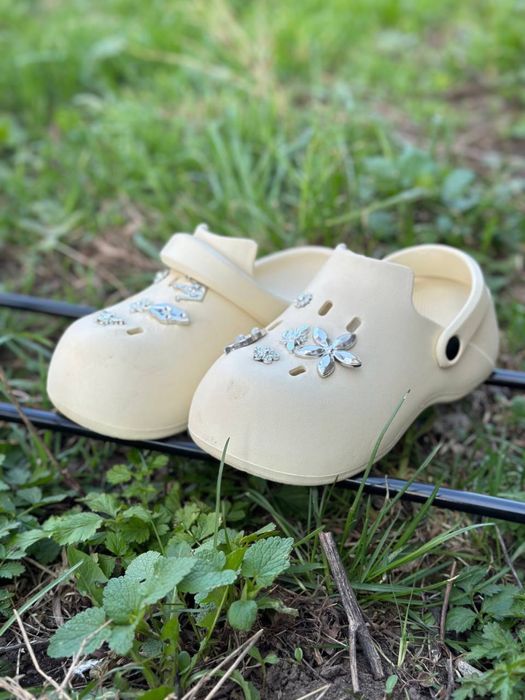 Стильні шльопанці 36 розмір