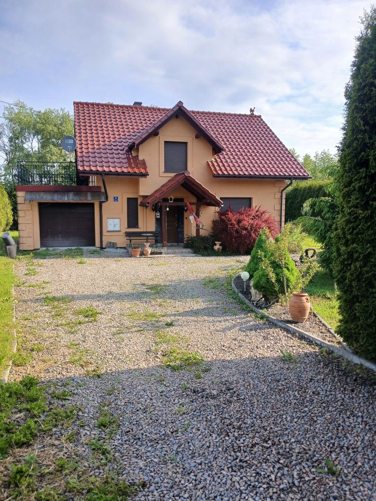 Piękny dom na sprzedaż pow. 111 m2