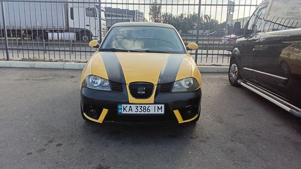 Продам автомобіль Seat Ibiza