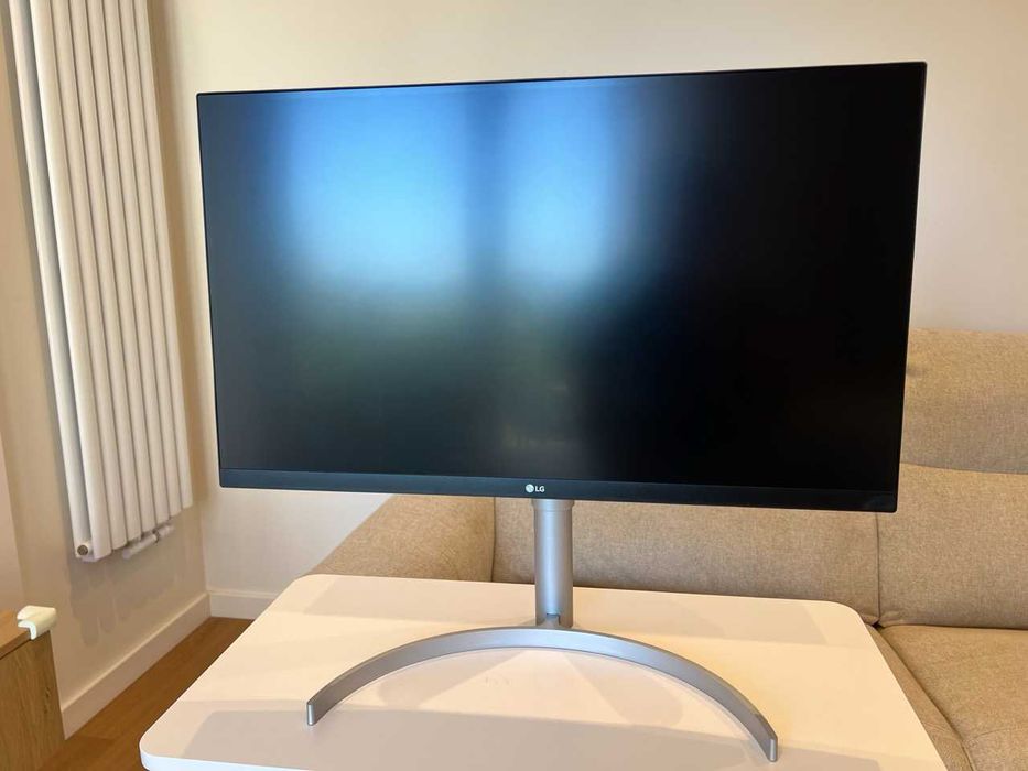 Monitor LG UltraFine 27UK850-W 4k IPS USB-C HDR w doskonałym stanie