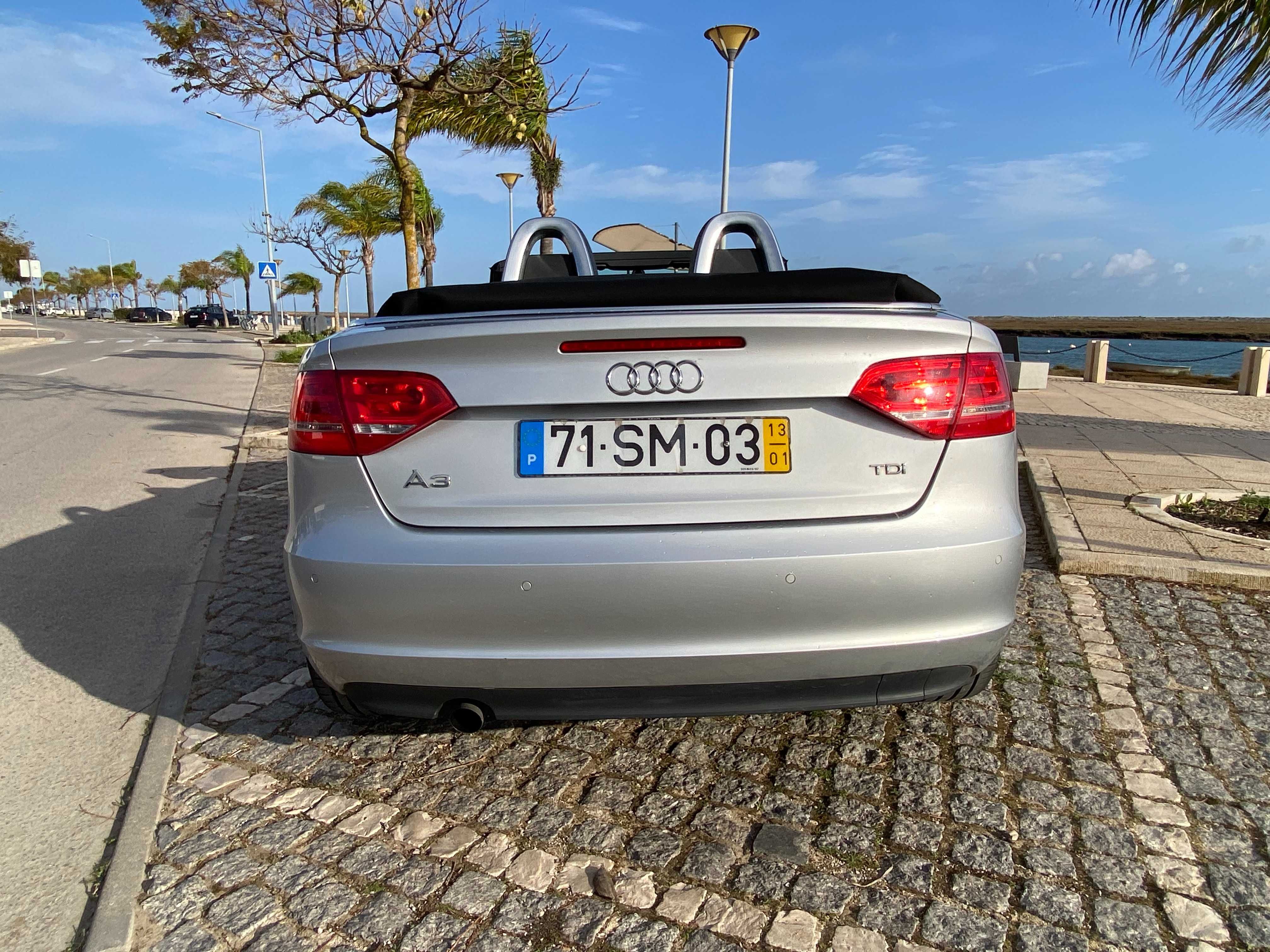 Audi A3 Cabrio 1.6 TDi Full Extras e c (capota nova)