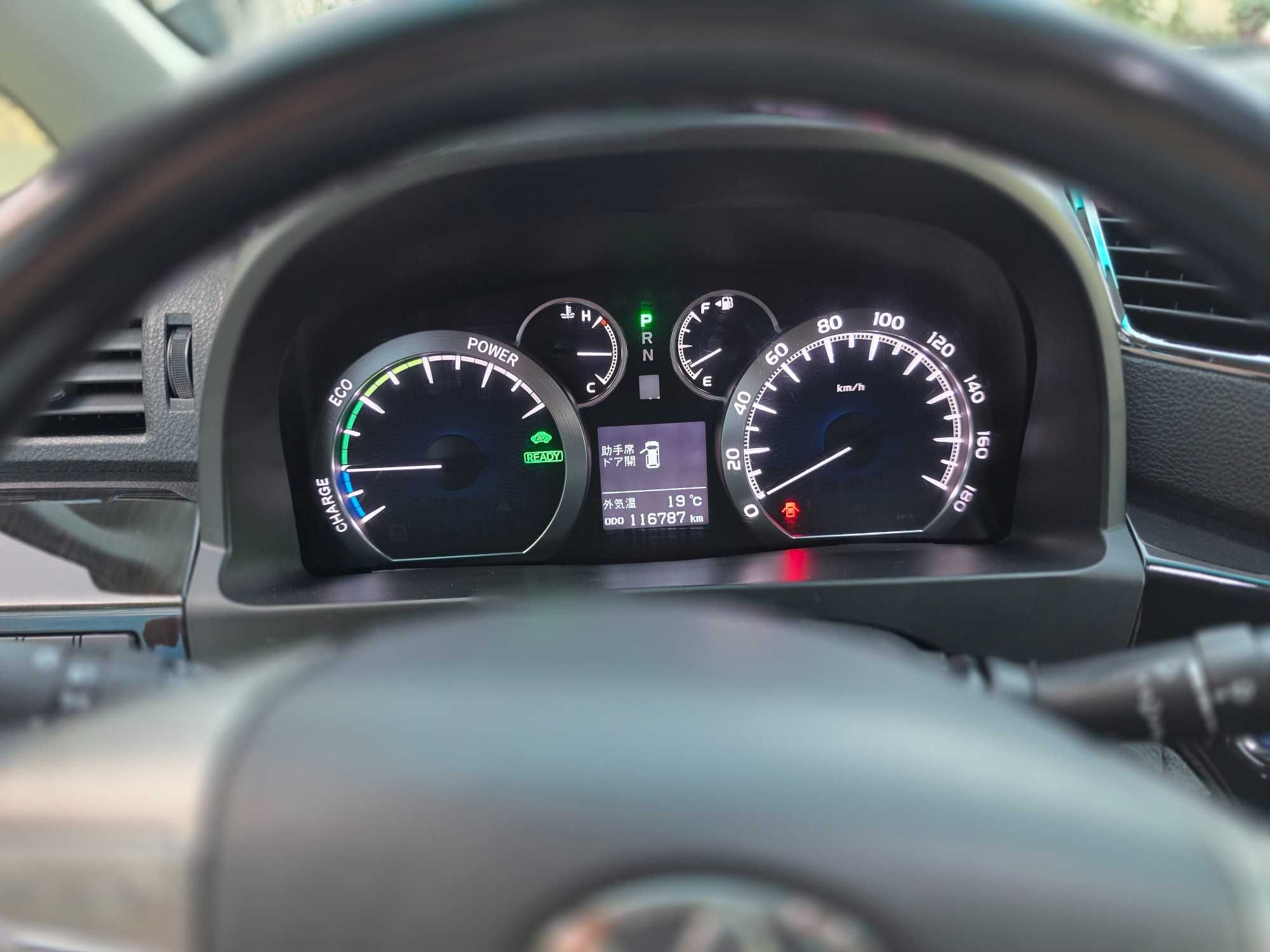 Toyota Vellfire 2012 Гибрид 2,4л вариатор