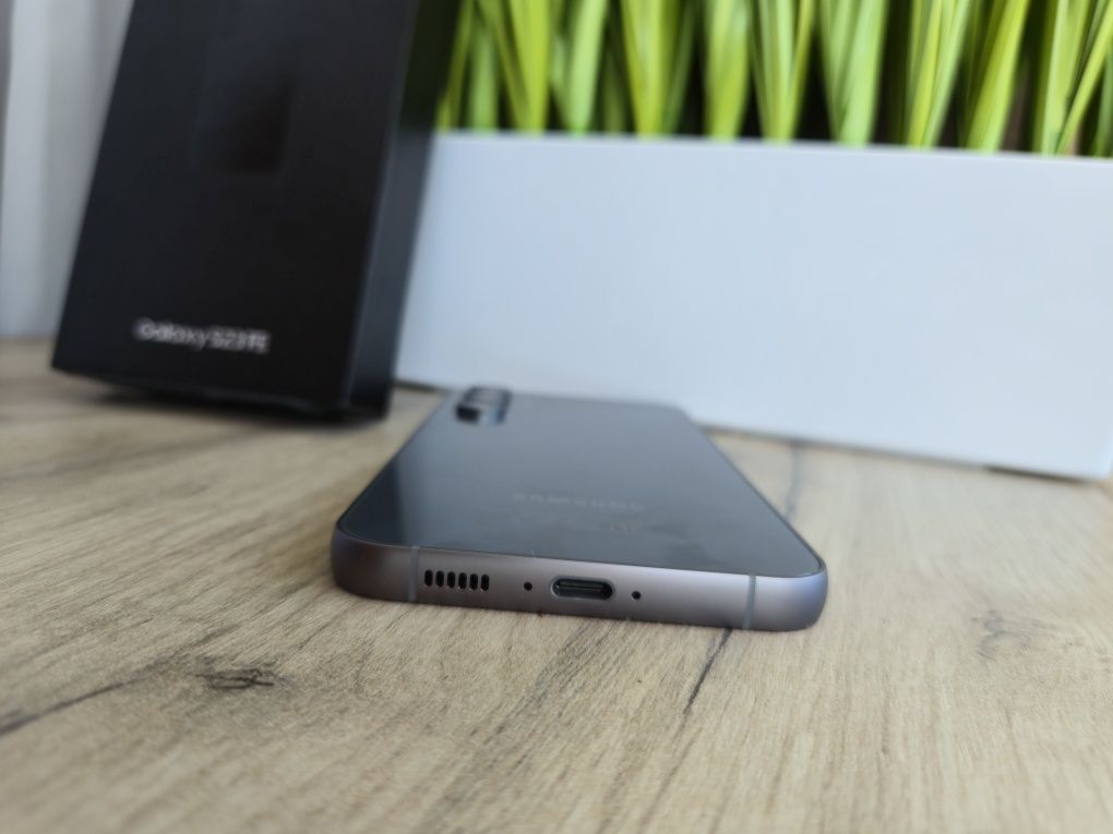 Samsung S23Fe 8/256Gb, Офіційний, ідеал