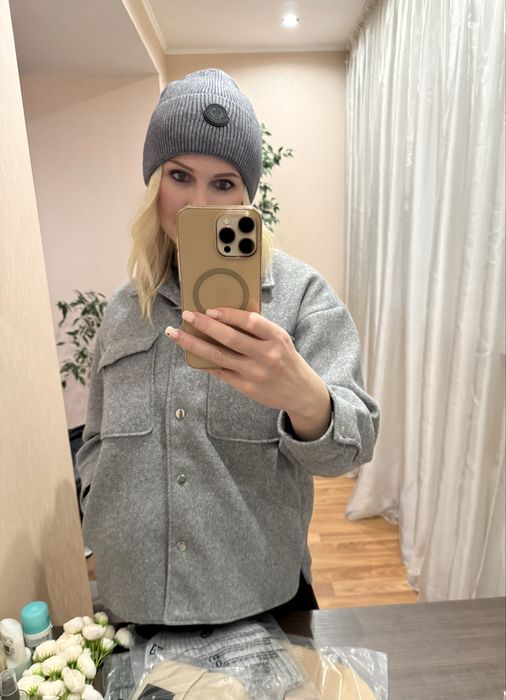 Шапка Moncler жіноча