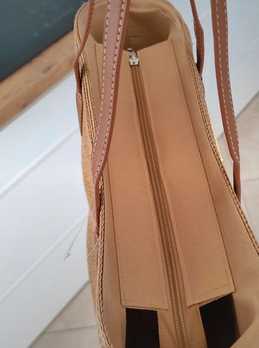 Torebka damska torba słomiana pleciona na ramię beżowa brązowa Guess