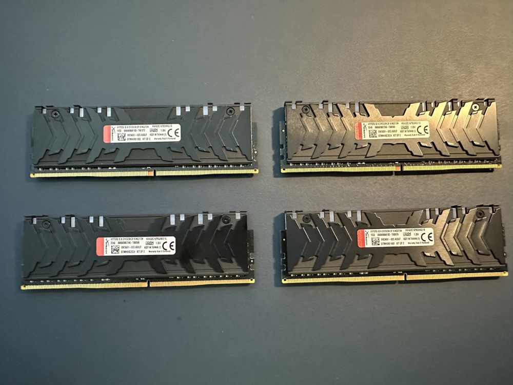 Pamięć RAM HyperX Predator RGB (4x8Gb) 3200mhz CL16