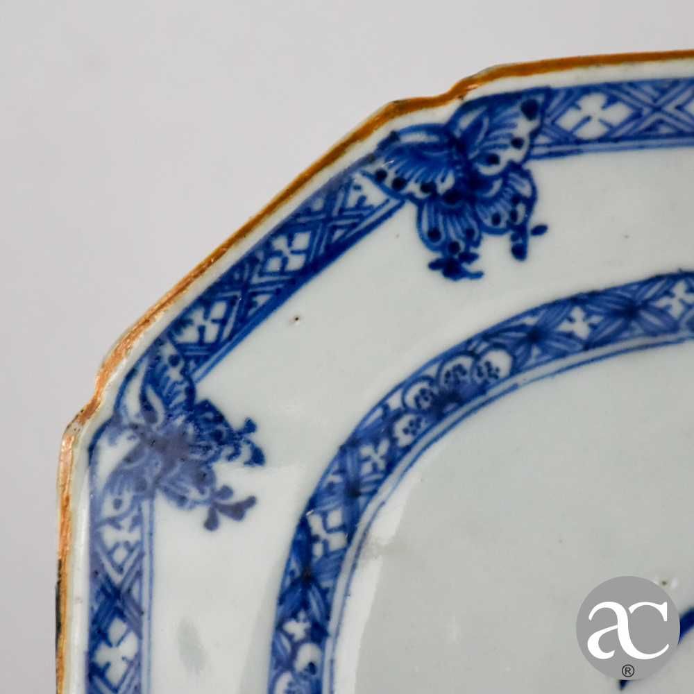 Travessa China, Período Qianlong, séc. XVIII, flores e borboletas