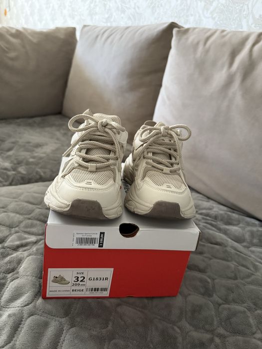 Кросівки для дівчинки бежеві Apawwa 20,5 см 32 р