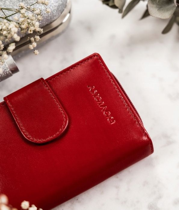 Skórzany portfel damski z systemem RFID Protect luxury nowy czerwony