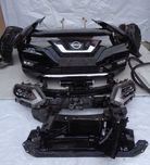Nissan Rogue X-Trail T32 2013-2019 Бампер передний оригинал