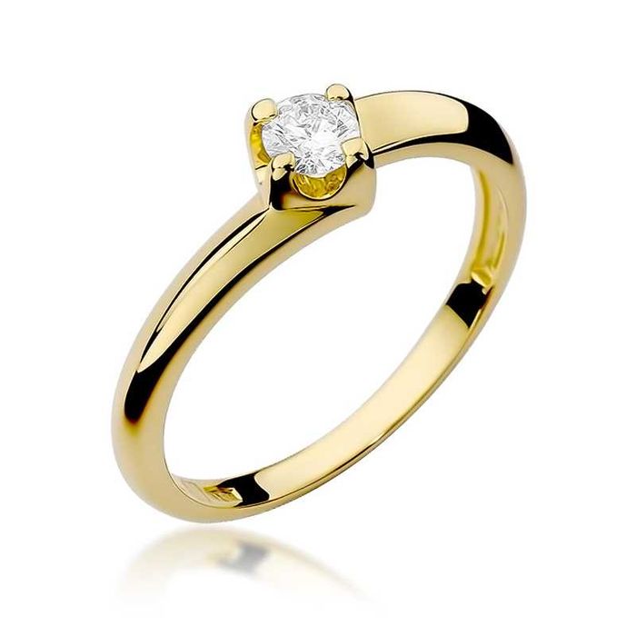 Złoty pierścionek z brylantem 0,20ct