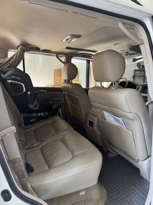 Lexus LX470 Toyota Land Cruiser 100