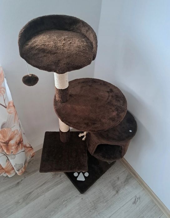 Duzy Drapak dla kota w bardzo dobrym stanie