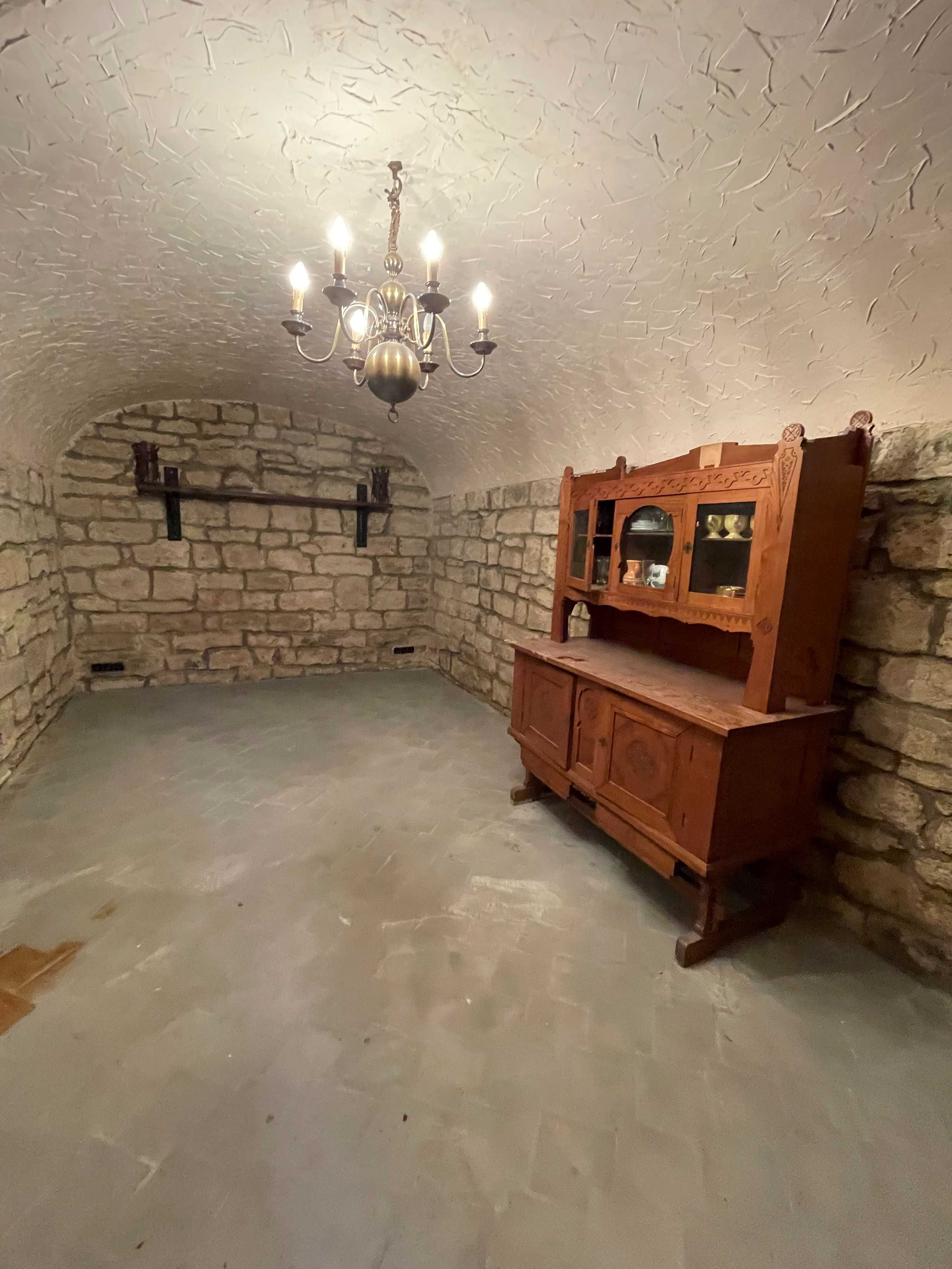Центр Лягина фасад 180м цена 145 тыс.у.е.