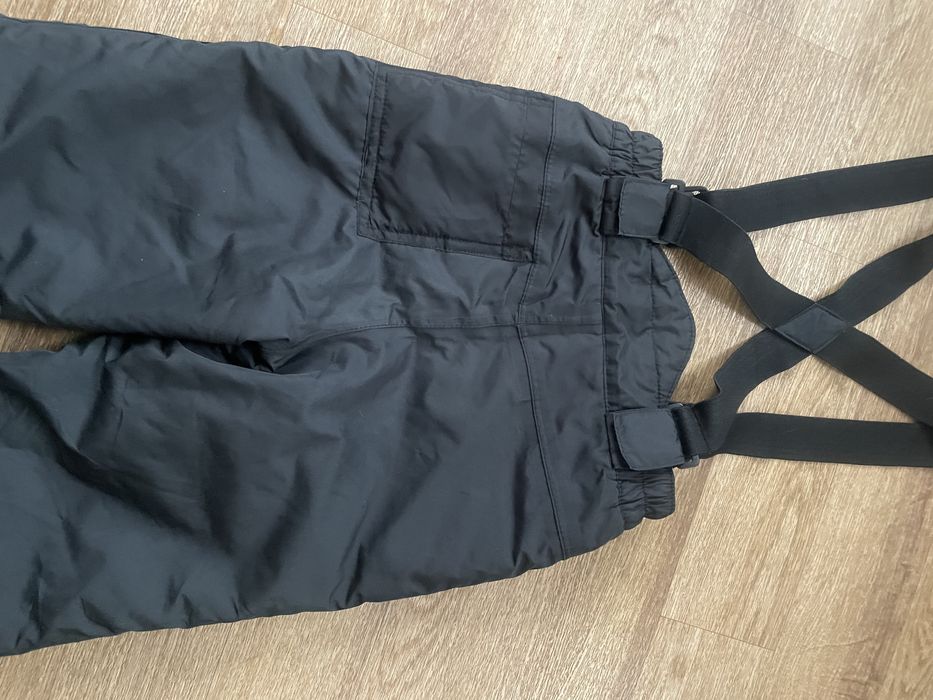 Продам полукомбинезон термо зимний р.116-122