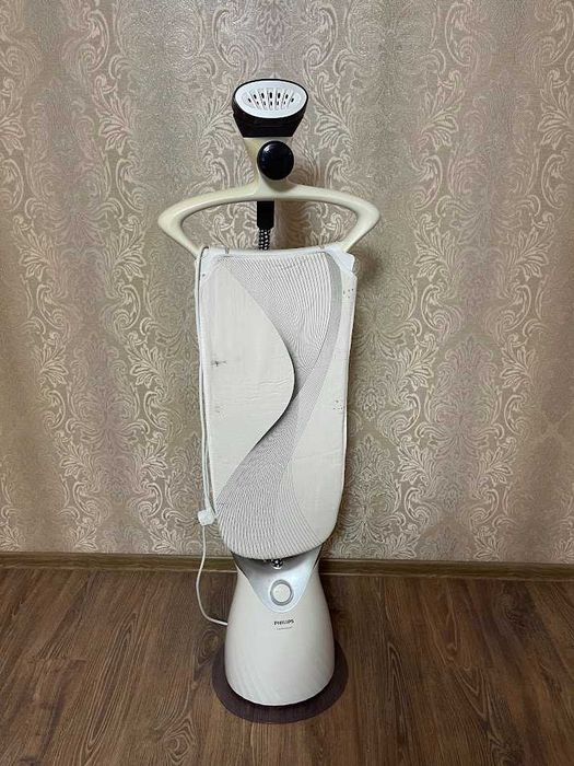 Відпарювач PHILIPS ComfortTouch GC557/30
