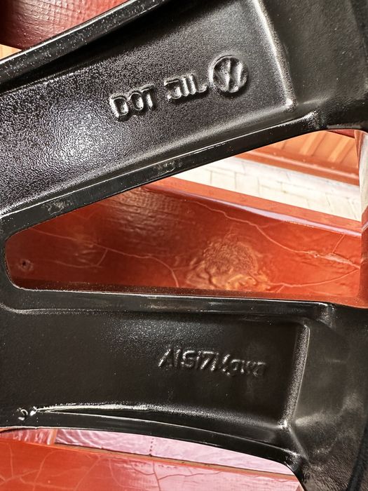 Диски R18 5.130 ЕТ53 8J Оригінал Фольксваген Туарег Порше Каєн Ауді Q7