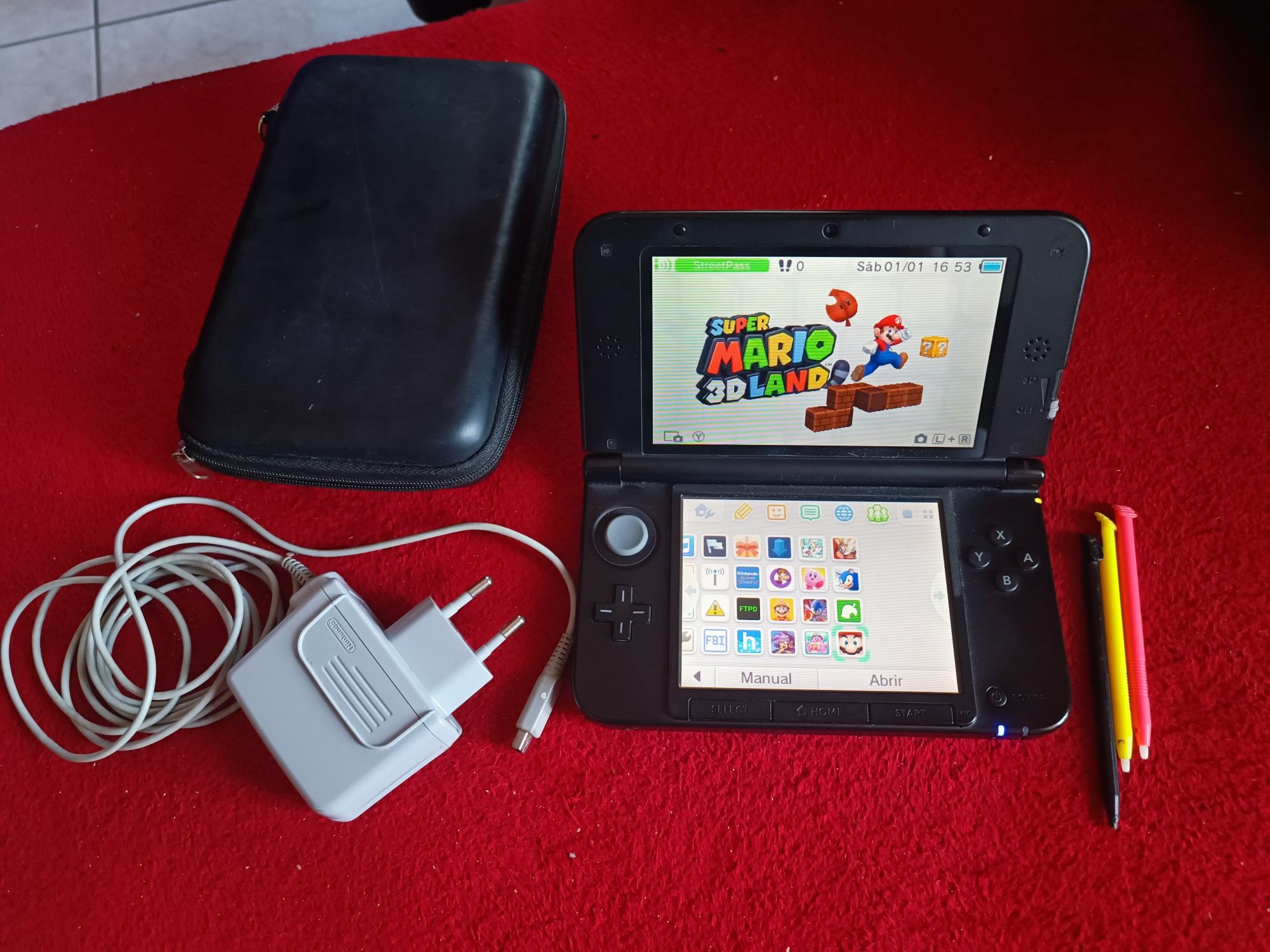 Nintendo 3DS XL com muitos jogos e extras