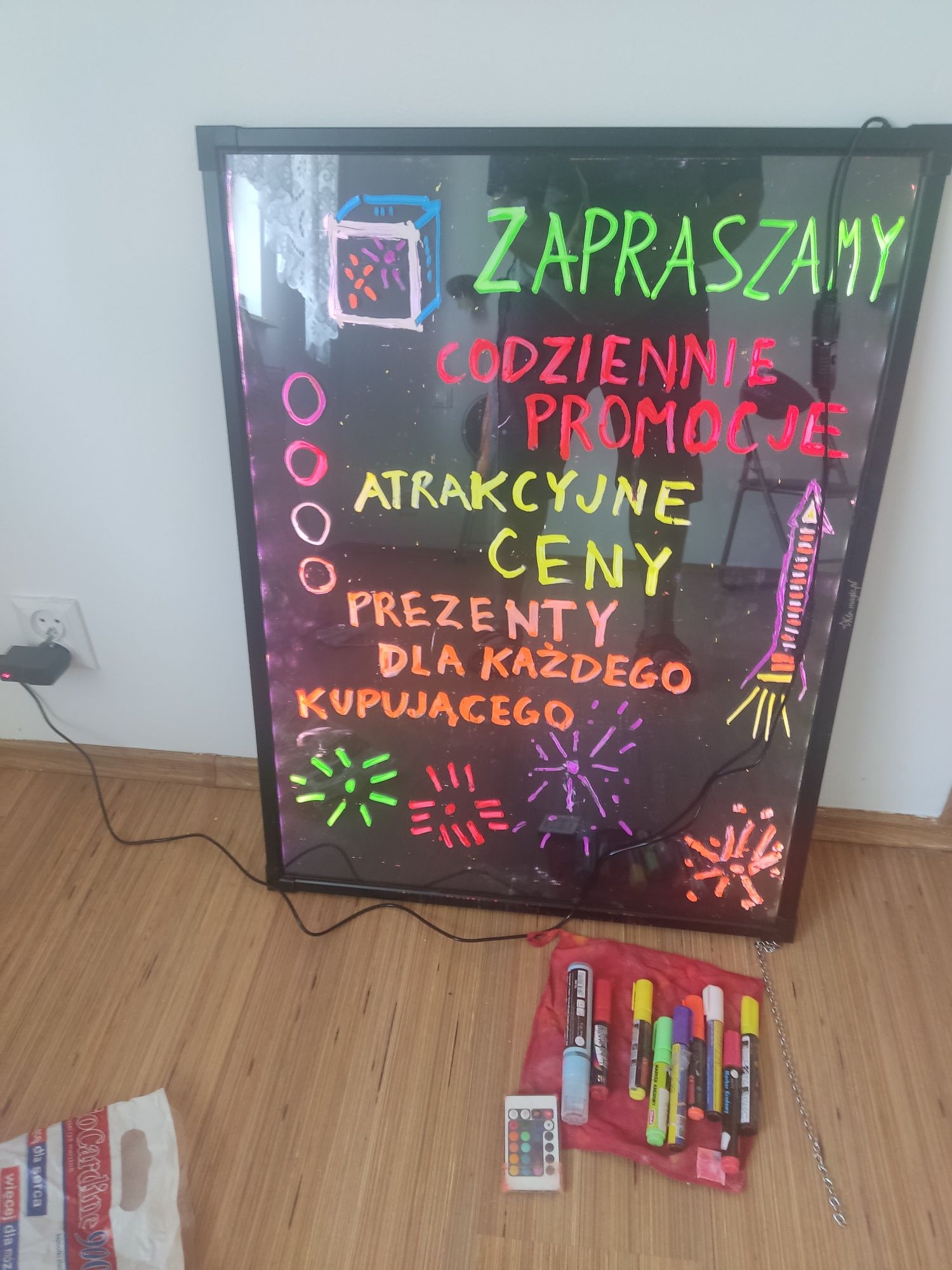 Tablica podświetlana LED 60x80 cm