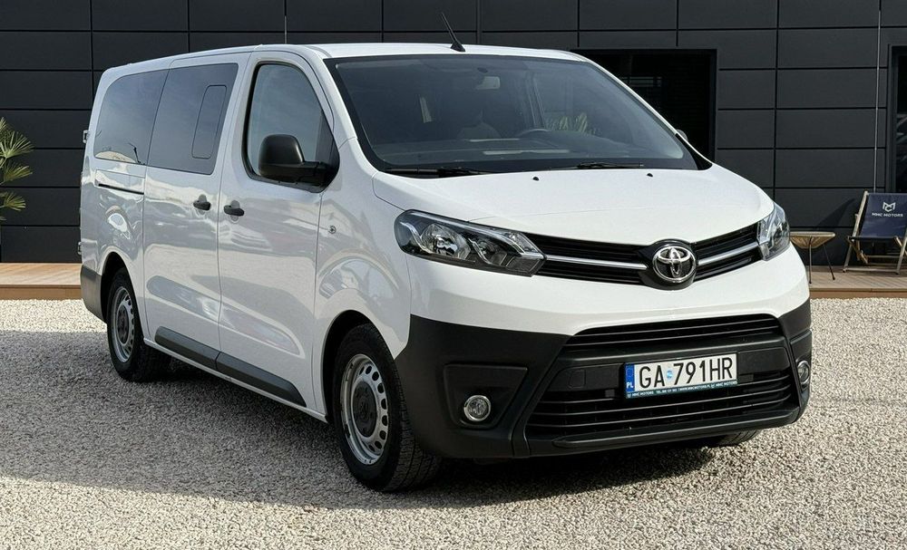 Toyota Proace Verso Combi Professional 2.0 144 kM! Salon Polska ! 9 osób ! Carplay