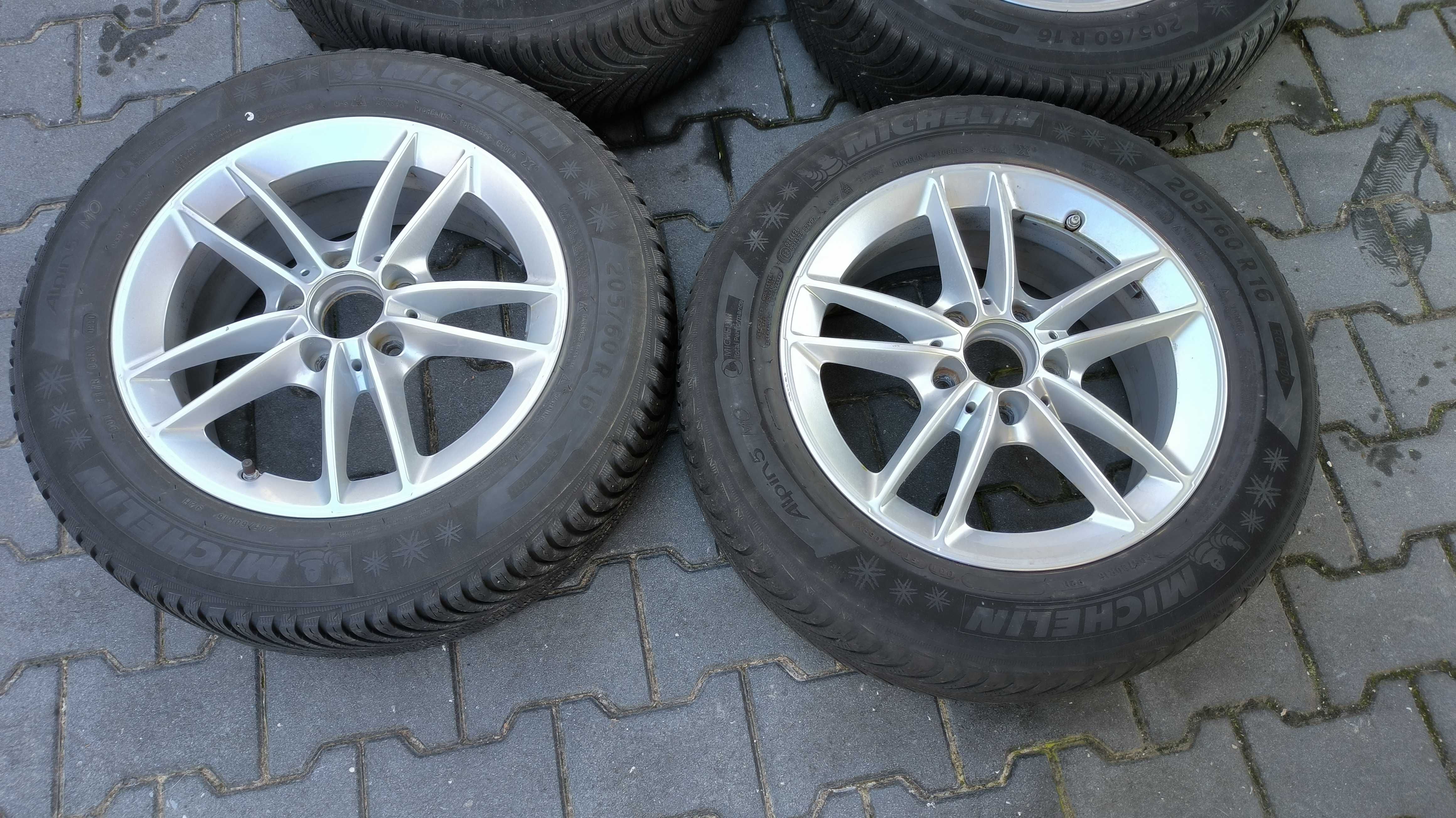 4x jantes 16 Mercedes 5x112 + pneus 205 60 R16