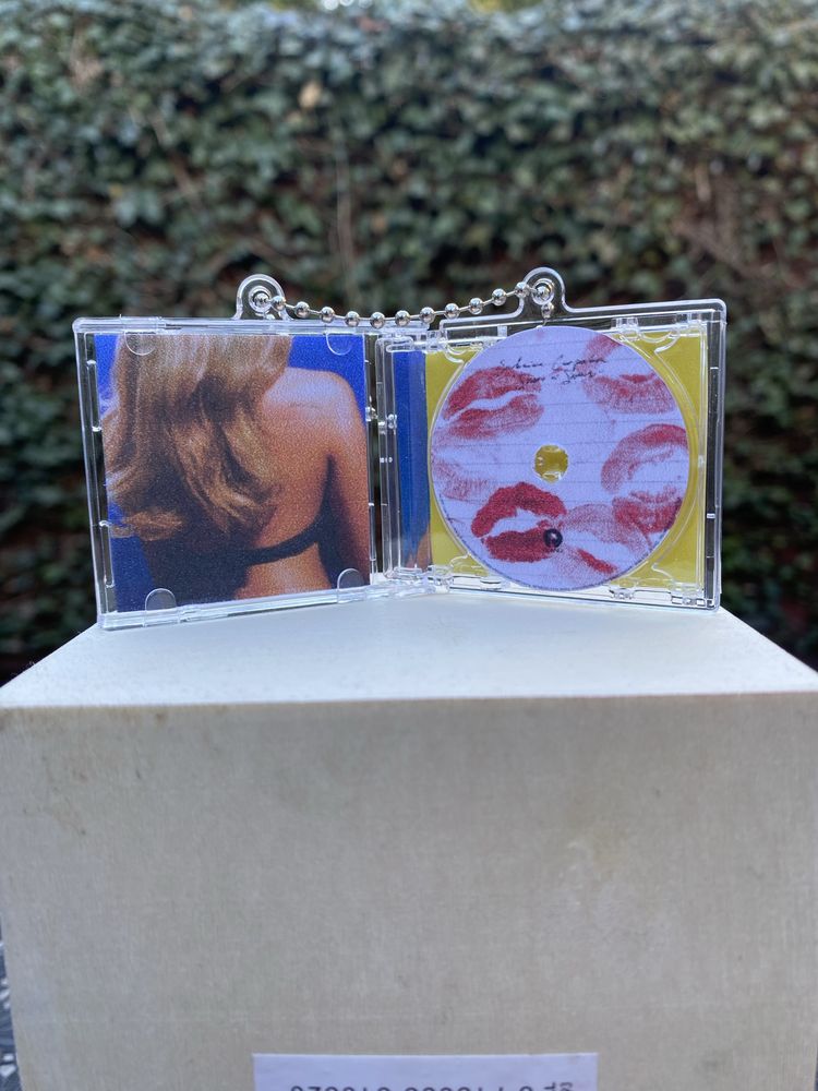 Brelok cd nfc Sabrina Carpenter - Short and Sweet