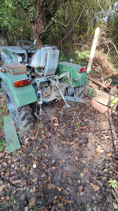 Ciągnik rolniczy marki SAM silnik ESA podnośnik sprawny z osprzętem