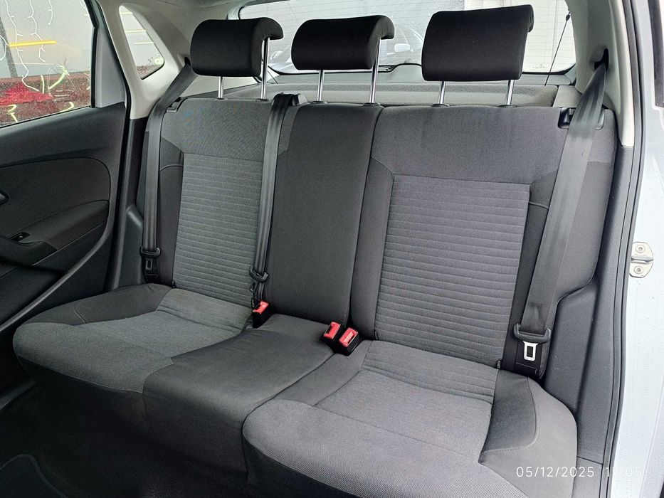 VW POLO 1.2i ConfortLine Nacional